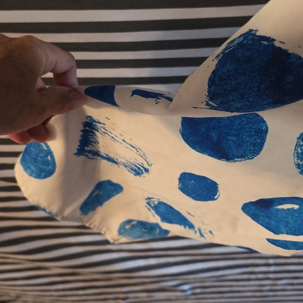 Blue Polka Dot Women's Top Size XXL - Picture 4 of 6